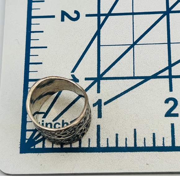 Silpada Silver Ornate Ring - Picture 2 of 6
